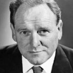 Bernard Lee