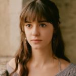 Daisy Edgar-Jones