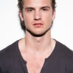 Freddie Stroma