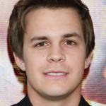Johnny Simmons