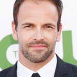 Jonny Lee Miller