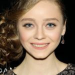 Madeleine Arthur