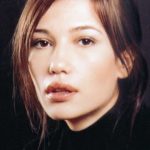 Oona Hart